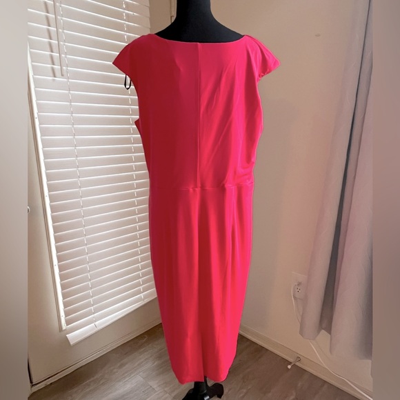 Hot pink mock tie dress - Picture 4 of 6